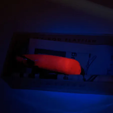 Flatfish F6 Helin Tackle UV (світиться в ультрафіолеті), FRL Fluorescent Red, 3 г, воблер #11910