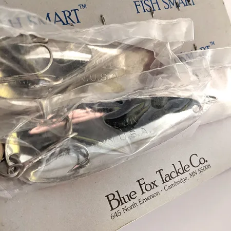 Дилерський стенд блешень Aqua Blue Fox, червоний/білий/нікель, 21 г, блесна коливалка (колебалка) #12794
