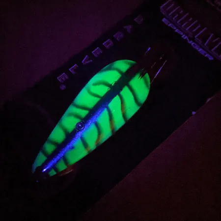 Eppinger Незачіпляйка Dardevle Imp UV (світиться в ультрафіолеті), 39 Mackerel (N)/нікель, 11 г, блесна коливалка (колебалка) #16688