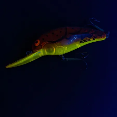 Bomber model 7A Larry Nixon Model A Groovy Orange, 14 г, воблер #16644