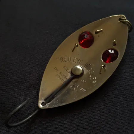 Hofschneider Red Eye Wiggler, золото/червоні очі, 25 г, блесна коливалка (колебалка) #18377