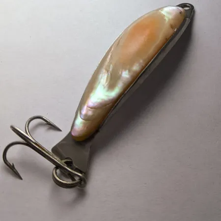 Salm Killer Red Abalone Pearl Minnow​, нікель/pearl, 12 г, блесна коливалка (колебалка) #18439