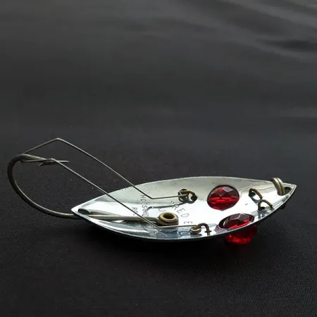 Hofschneider Red Eye Junior Weedless, нікель/червоні очі, 13 г, блесна коливалка (колебалка) #19640