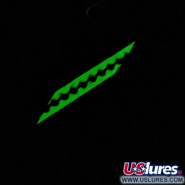 Other Avery Assassin Trolling Spoon, білий/чорний/наклейка світиться у темряві, 12,5 г, блесна коливалка (колебалка) #20759