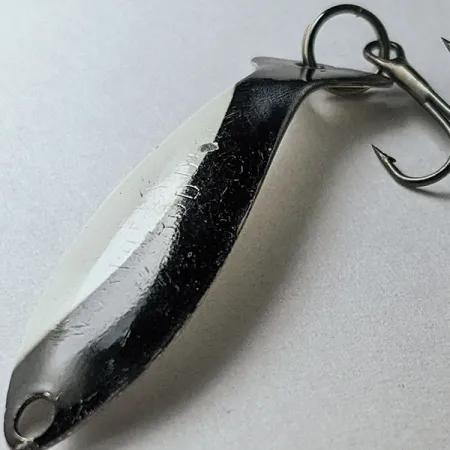 Worth Fly Rod Demon, чорний/білий/нікель, 1,5 г, блесна коливалка (колебалка) #21499