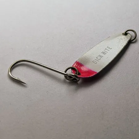 Dick Nite Spoons Dick Nite, білі перли/червоні UV, 1 г, блесна коливалка (колебалка) #22811