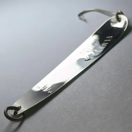 Luhr Jensen Flutter Spoon 44 Glow, нікель/білий/зелений Glow - світиться у темряві, 4 г, блесна коливалка (колебалка) #22875