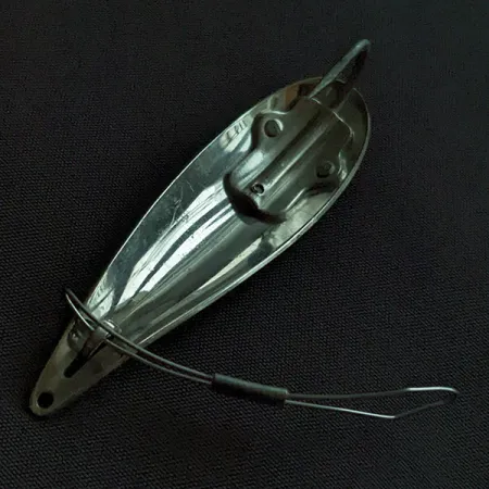Weedless Bait Company FISHTRAP, червоний/білий/нікель, 8,5 г, блесна коливалка (колебалка) #23191
