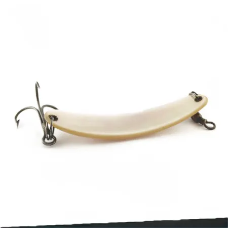 Pflueger Pearl Spoon, pearl, 18, блесна коливалка (колебалка) #23529