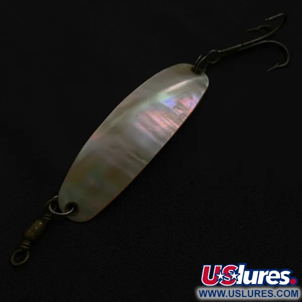 Pflueger Pearl Spoon