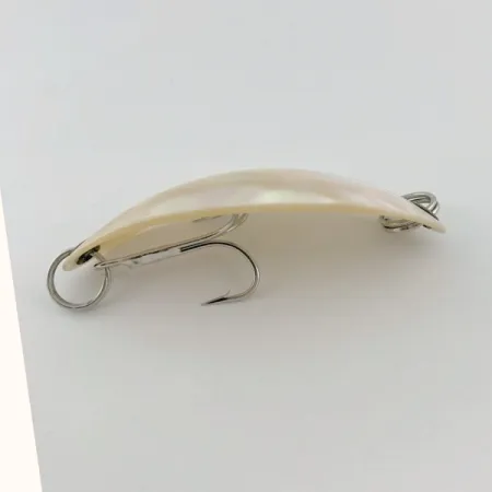 Pflueger Pearl Spoon, pearl, 14, блесна коливалка (колебалка) #23721