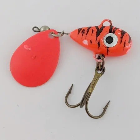 Mann's Bait  Mann's Little George​ Tail Spinner​, Hot Pink, 12, блешня оберталка (вертушка) #24043
