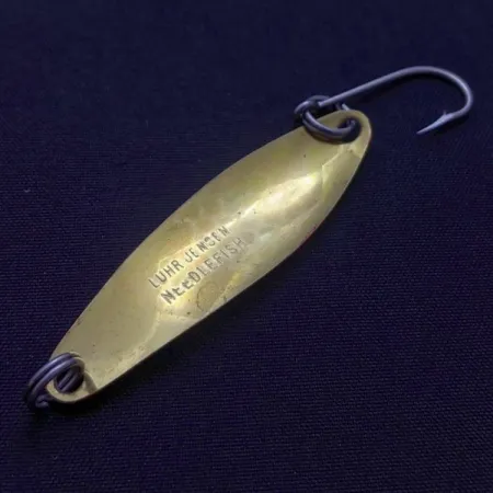 Luhr Jensen Needlefish 2, білий/червоний/латунь, 3, блесна коливалка (колебалка) #24417