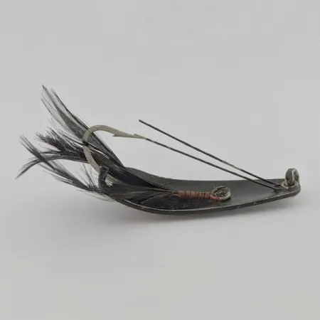 Блешня Weezel Rex Spoon, чорна, 12г, незачіпляйка з пір'ям, #24674