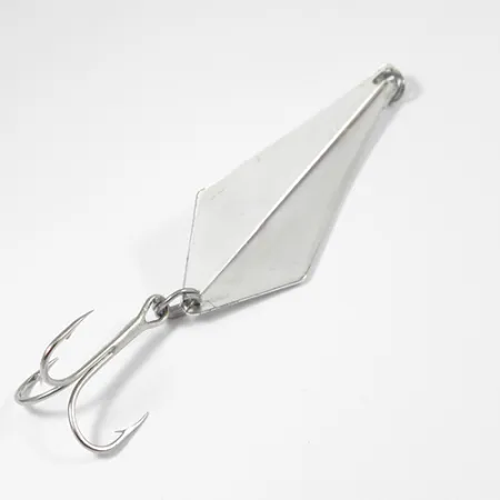 Rebel ArrowHead, срібло (покриття справжнім сріблом), 17 г, блесна коливалка (колебалка) #2208