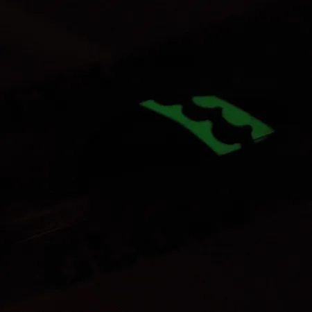 Acme Little Cleo, нікель/зелений/Glow - світиться в темряві та ультрафиолете, 9,5 г, блесна коливалка (колебалка) #2224