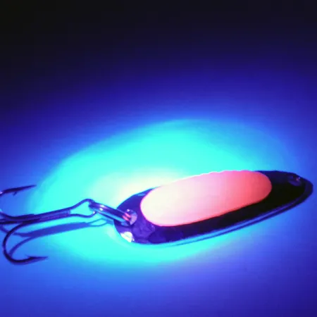 Blue Fox Pixee UV (світиться в ультрафіолеті), карбований нікель/малиновий, 4,5 г, блесна коливалка (колебалка) #3317