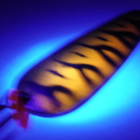 Boss Lures Boss Spoon UV (світиться в ультрафіолеті), золотий Tiger, 19 г, блесна коливалка (колебалка) #4085