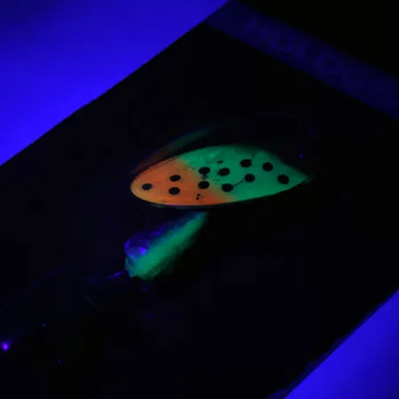 Panther Martin 4 UV (світиться в ультрафіолеті), райдужна форель, 4 г, блешня оберталка (вертушка) #5011