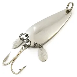 Luhr Jensen з пелюстками