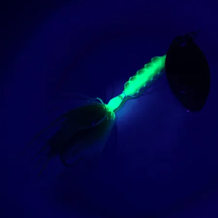 Yakima Bait Worden’s Original Rooster Tail UV (світиться в ультрафіолеті), золото/шартрез, 1,77 г, блешня оберталка (вертушка) #6452