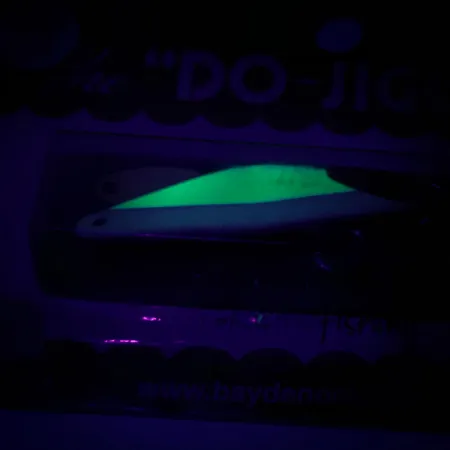 Bay de Noc Do-Jigger 1, білий/зелений Glow - світиться в темряві та в ультрафиолете, 5 г, блесна коливалка (колебалка) #6736